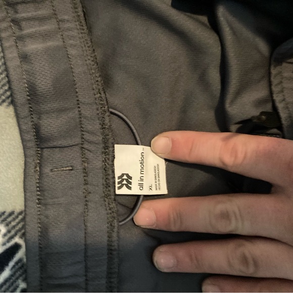 Men’s xl shorts - Picture 2 of 3